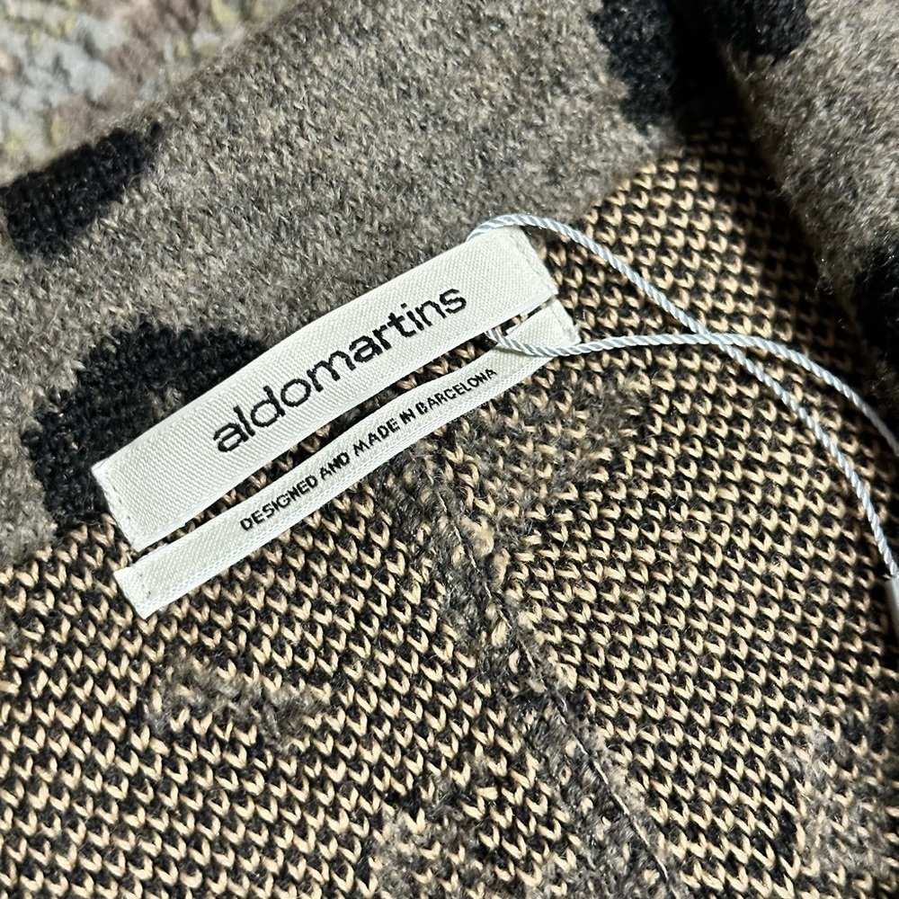 Aldo Martins Black and Tan Knit Leopard Cardigan XS - Picture 6 of 7